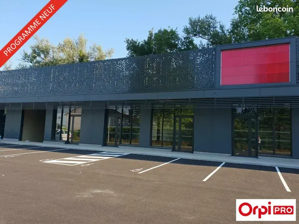 Local commercial 120 m²