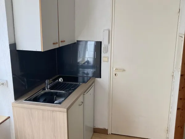 Appartement 1 pièce 13 m²