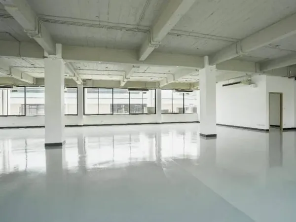 Boutique 675 m²