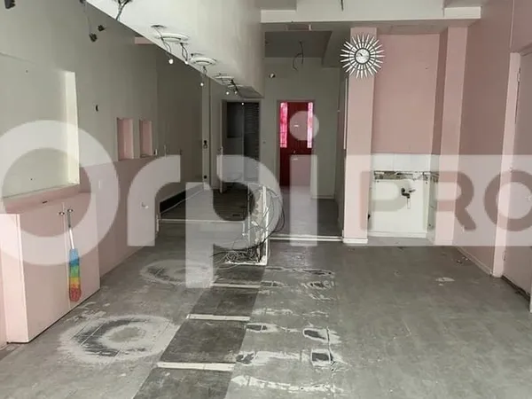 Local commercial 45 m²