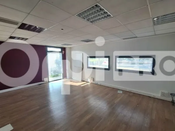 Bureau 177 m²