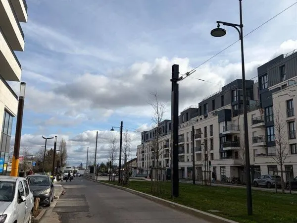 Boutique 10 pièces 235 m²