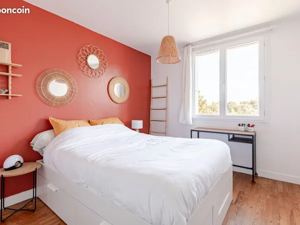 Chambre dispo en colocation dans un bel appart lumineux avec balcon - Anglet (mai & juin)