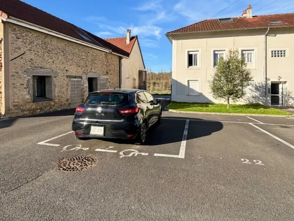 Parking Ormoy
