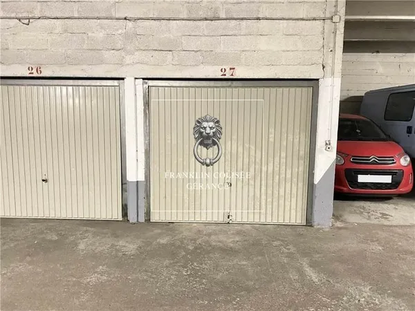 Grand Box à louer