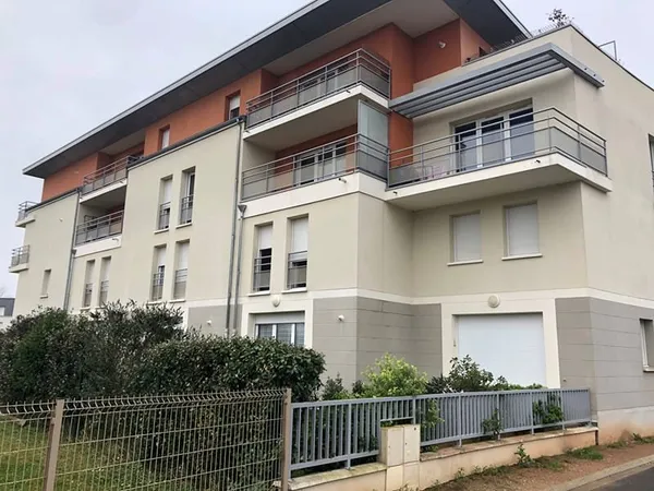 Appartement T2 lumineux avec balcon, dernier étage, Saint-Pryvé-Saint-Mesmin