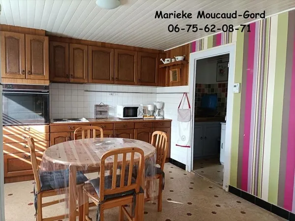 Belle petite maison à Valprivas 70 m² deux chambres et jardin
