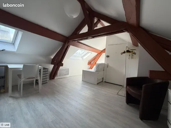 Boulevard Lobau : appartement meublé, calme et fontionnel
