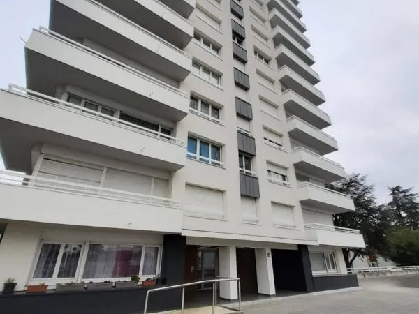 Appartement 4 pièces 82 m²