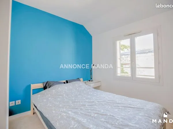 Chambre 4 pièces 9 m²