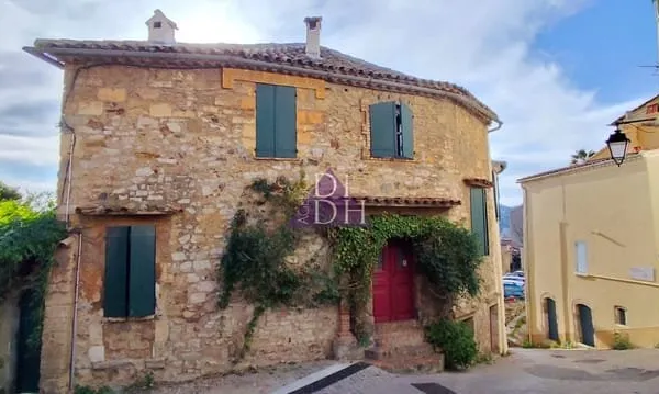 Rare opportunité coeur historique de Hyères Maison de cara