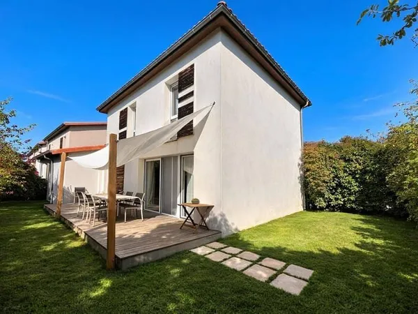 Maison 4 pièces 94 m²