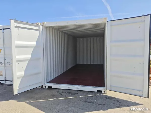 Location box, garde meuble, container