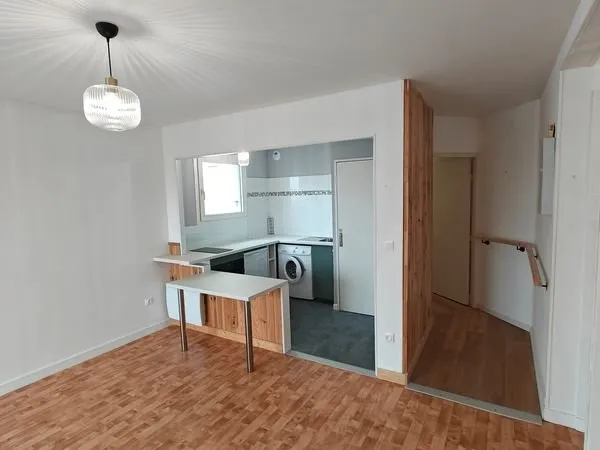 Appartement T2 rénové - Résidence seniors Les Jardins d'Avalon - Brest (44 m²)