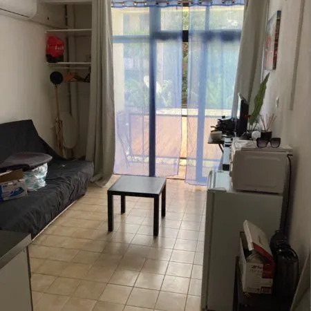 Loue studio à Cayenne