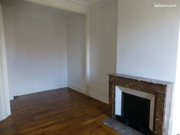 GRENOBLE CENTRE F2 59m² vue montagne