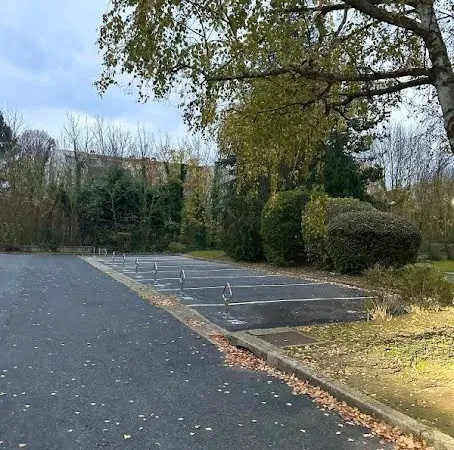 Parking 13 m²