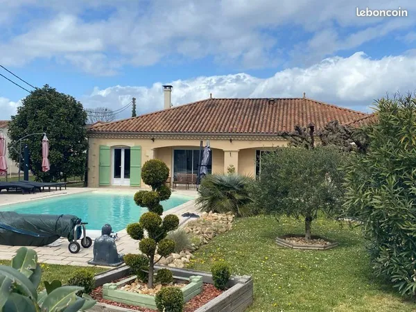 Maison individuelle avec piscine