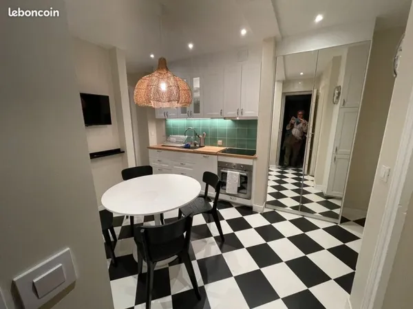 Propose Colocation haut de gamme 1 chambres 14 m² à 10 mn gare saint lazare 75009 paris- Colombes