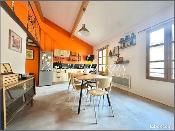 Loft 2 pièces 54 m²