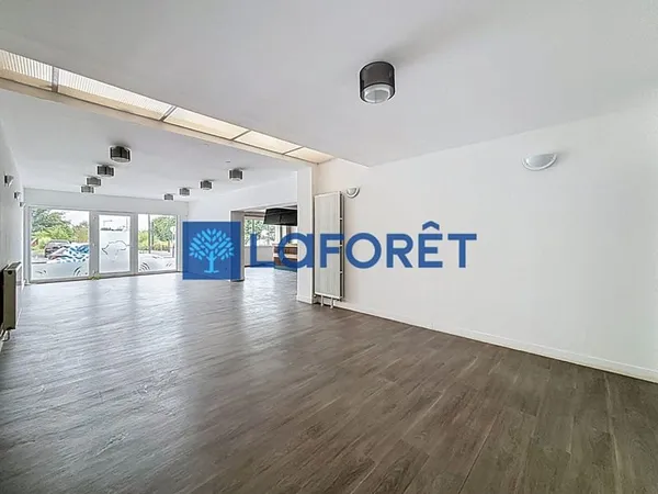 Maison Bruay Sur L Escaut 8 pièce(s) 211.85 m2