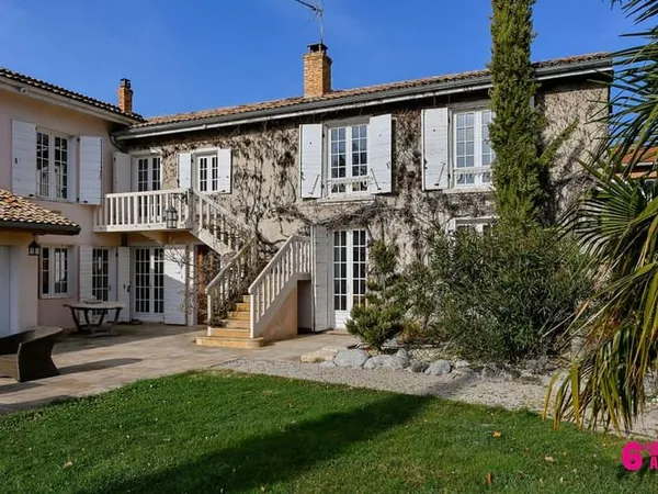 MAISON ANCIENNE DE CHARME