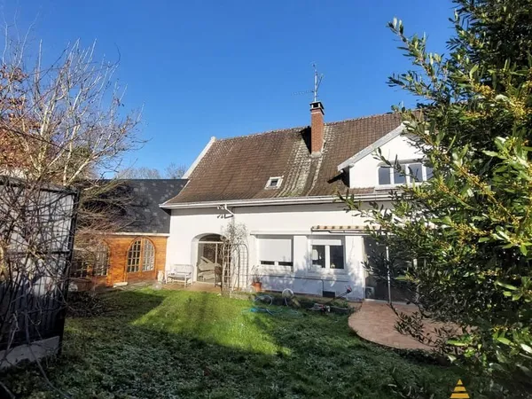 Maison 11 pièces 315 m²