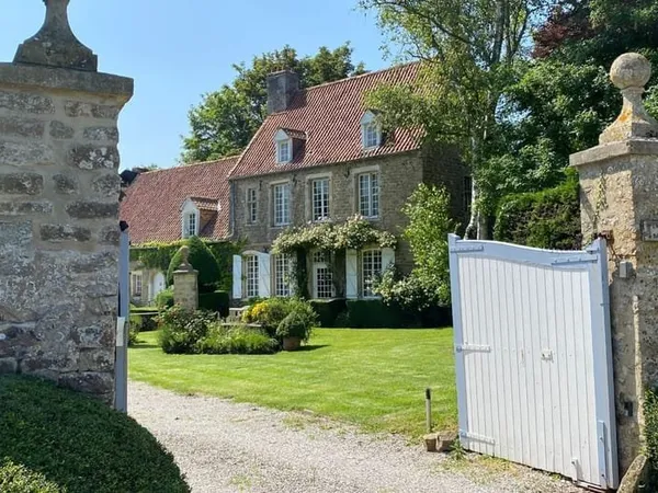 Maison 6 pièces 259 m²
