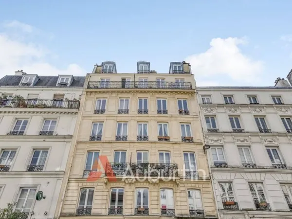 Studio 1 pièce 14 m²