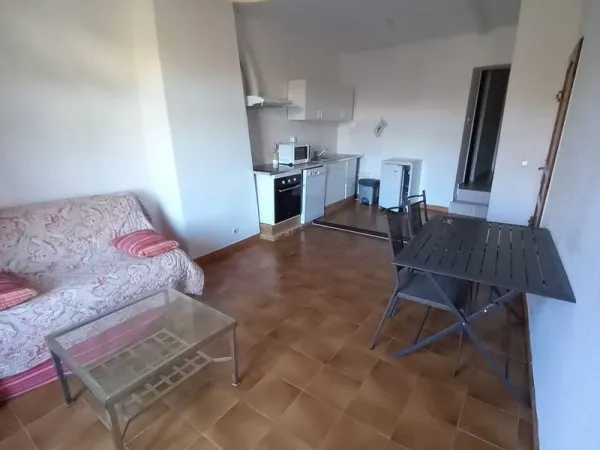 Au Vigan, appartement meublé en location avec 2 pièces