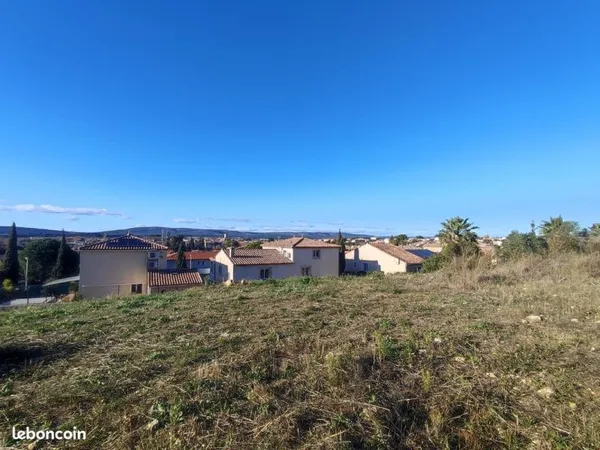 Terrain 430 m² Gigean