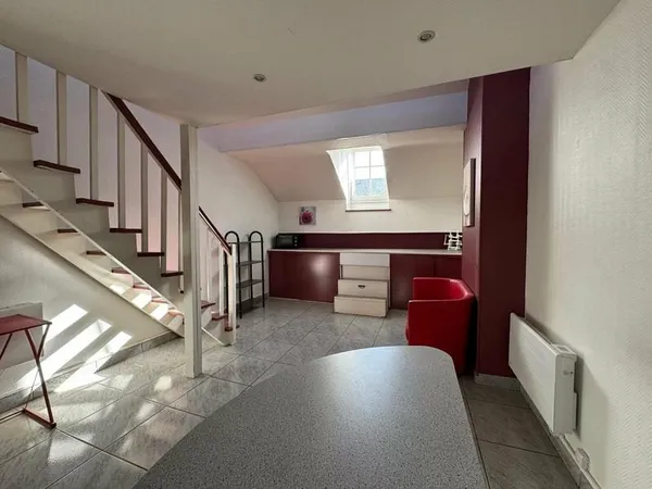 SAUMUR CENTRE - Charmant appartement duplex type 1 bis