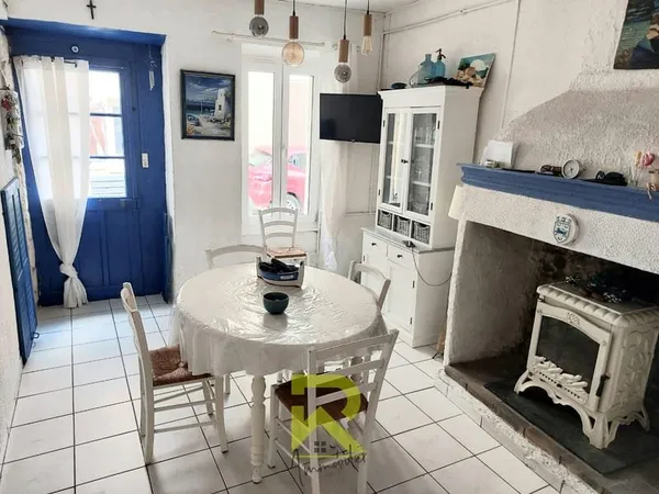 GRUISSAN VILLAGE A vendre maison 3 chambres 68.5 m2