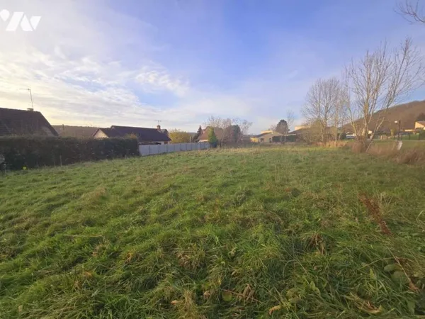 Terrain 605 m²