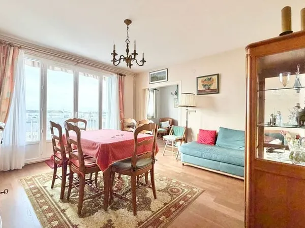 Appartement 4 pièces 82 m²