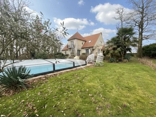 Maison 8 pièces 226 m²