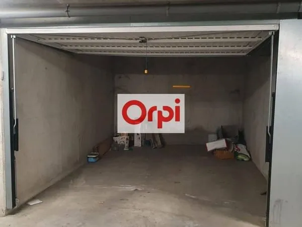 Parking 16 m²