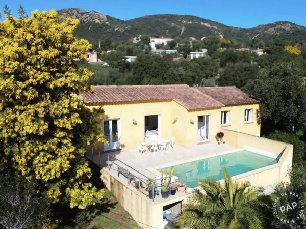 Maison 6 pièces 138 m²
