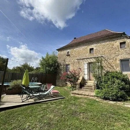 Maison 7 pièces 360 m²