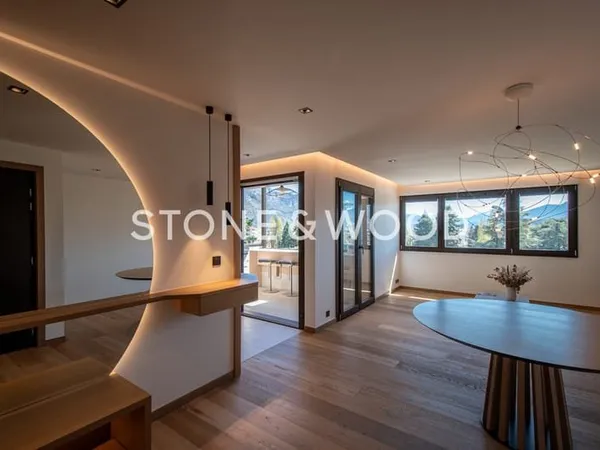 Appartement 5 pièces dernier étage avec vue dégagée à Annecy