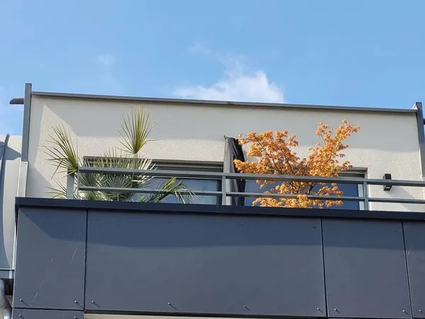F2 avec TERRASSE + PARKING - THIONVILLE-ELANGE