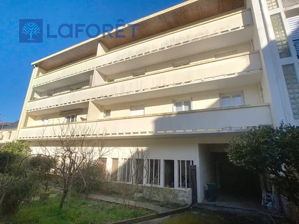 Immeuble de rapport 22 pièces 420 m²
