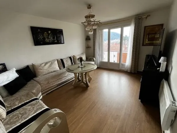 Appartement F3 en résidence