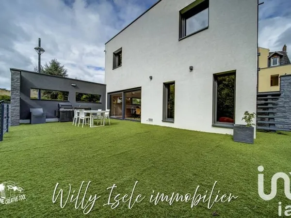 Maison 10 pièces 210 m²