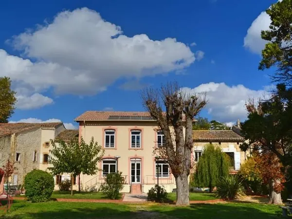 Maison de Maître avec gites et piscine