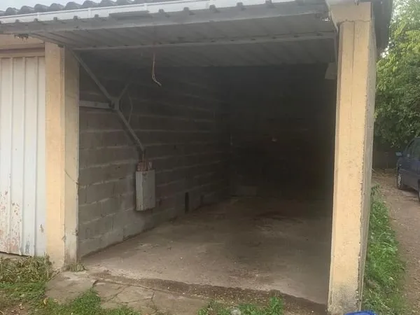 Garage individuel situé à Oullins-Pierre-Bénite