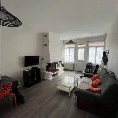 Maison 1 pièce 144 m²