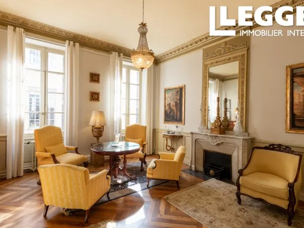 Appartement 6 pièces 221 m²