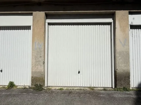 Stationnement Location Vals-les-Bains   65€