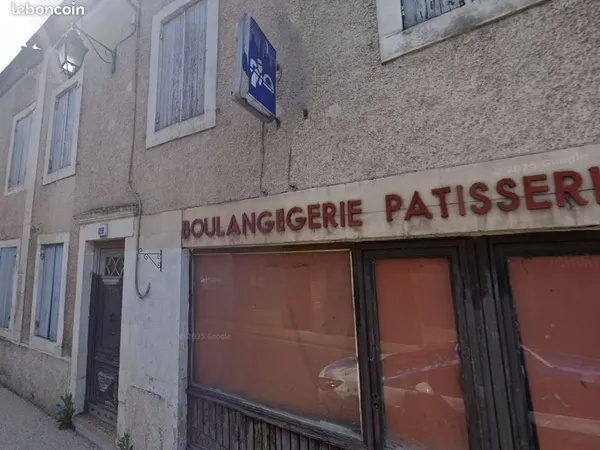 Ancienne boulangerie à vendre